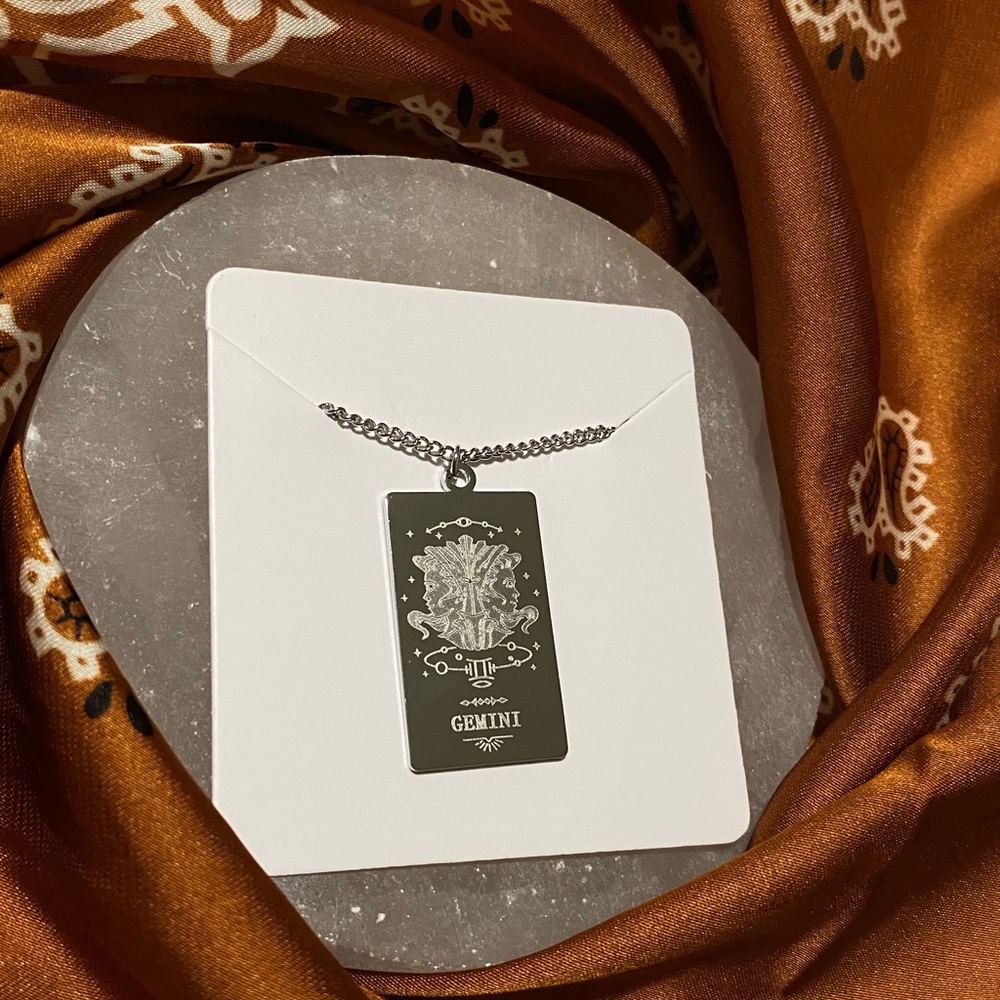 ⭐️Gemini Zodiac Necklace Silver Y2k